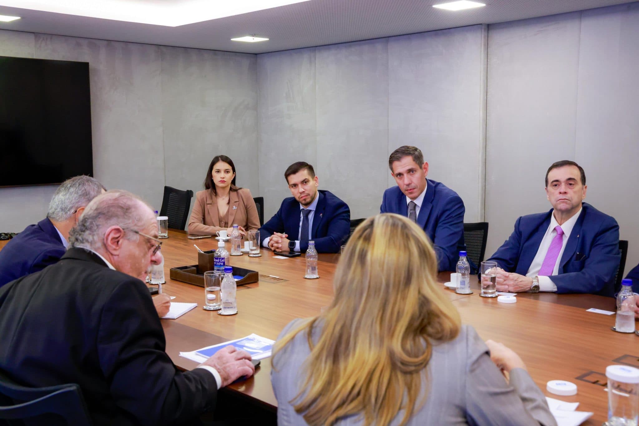 Paraguay y Brasil buscan fortalecer encadenamientos productivos y capacitación industrial